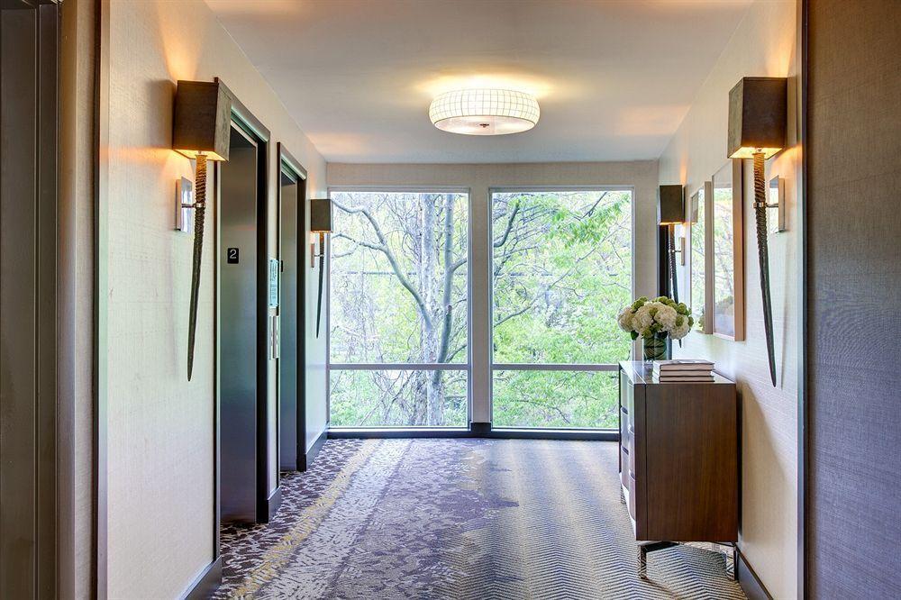 The Watershed Norwalk Hotel Екстериор снимка